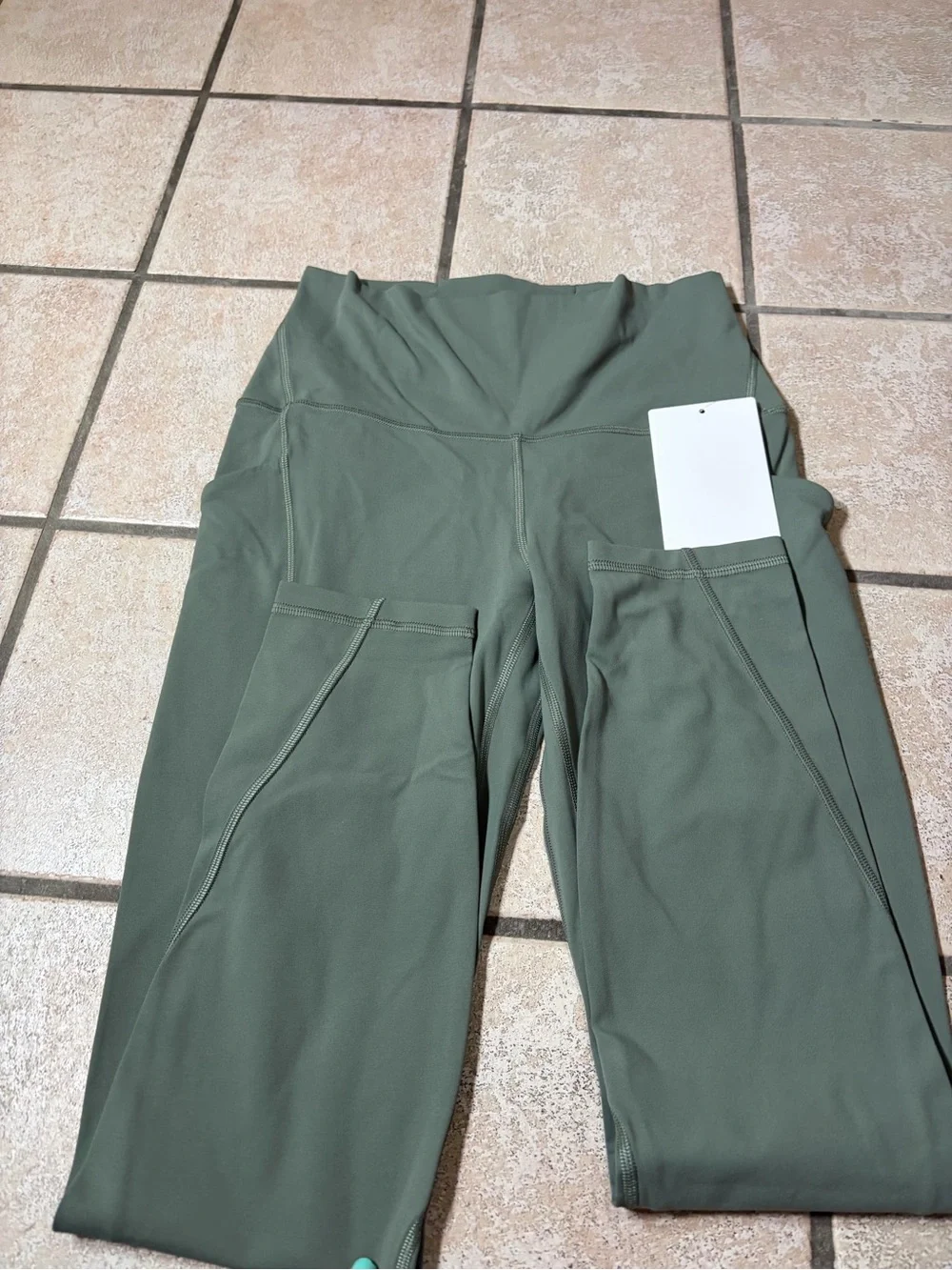 NWT Lululemon Align High-Rise Pant with Pockets 25” (Willow Leaf) Size 6